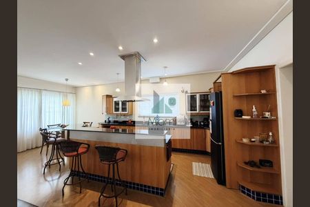 8_photo/94dce1b40b.2f15d505e37c7ac5-ATLAS-3e234d66-4c29-4435-b0bf-7976ab8ded9b.jpg de casa à venda com 3 quartos, 250m² em Santa Felicidade, Curitiba