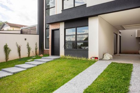 11_photo/94dce1b435.2d0243560945fd41-ATLAS-4a24b3e4-e1f8-47fb-8c42-50fdffcacad7.jpg de casa à venda com 3 quartos, 178m² em Butiatuvinha, Curitiba