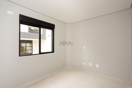 2_photo/94dce1b435.2d0243560945fd41-ATLAS-e7bfcc1a-961c-4205-9a03-b5e816c15da7.jpg de casa à venda com 3 quartos, 178m² em Butiatuvinha, Curitiba