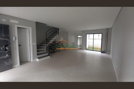 8_photo/94dce1b435.56f87905458f71eb-ATLAS-8d466286-d6c9-4bdb-bbdd-4de50dcede39.jpg de casa à venda com 3 quartos, 170m² em Butiatuvinha, Curitiba