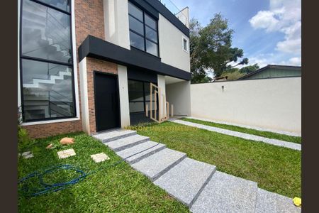 3_photo/94dce1b435.a824f5d462c04ebd-ATLAS-8ad0832b-b563-4983-85f7-d05b1f5e40ae.jpg de casa à venda com 3 quartos, 179m² em Butiatuvinha, Curitiba