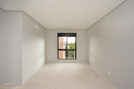 2_photo/94dce1b435.d060b5f8a01d00af-ATLAS-648e2f77-8758-4e9f-9356-00790a233dcc.jpg de casa à venda com 3 quartos, 169m² em Butiatuvinha, Curitiba