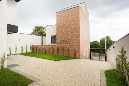 10_photo/94dce1b435.d060b5f8a01d00af-ATLAS-e3a87ac9-8c80-417a-a11d-c5e5a2e83924.jpg de casa à venda com 3 quartos, 169m² em Butiatuvinha, Curitiba