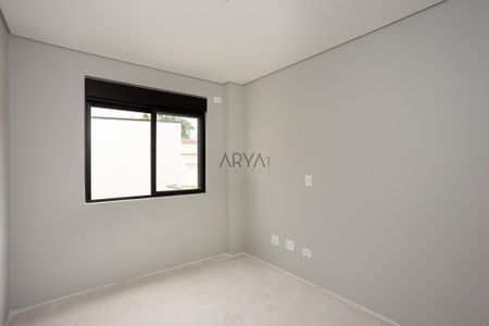 5_photo/94dce1b435.dd7a46a06ece6991-ATLAS-e85c33bc-05e5-4f80-9e28-ae6c4a32558c.jpg de casa à venda com 3 quartos, 170m² em Butiatuvinha, Curitiba