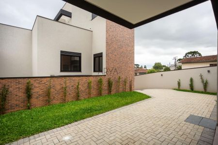 6_photo/94dce1b435.dd7a46a06ece6991-ATLAS-fab7dda5-d70e-42a4-9b24-0d1f39d46af4.jpg de casa à venda com 3 quartos, 170m² em Butiatuvinha, Curitiba