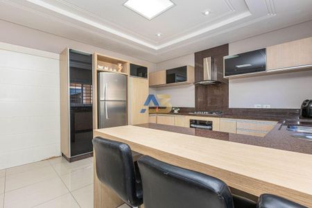 11_photo/94dce1b525.1aa5b8f538f3adaf-ATLAS-4dfad29e-6f7a-465f-8587-ee13dc8a40b5.jpg de casa à venda com 3 quartos, 408m² em Butiatuvinha, Curitiba