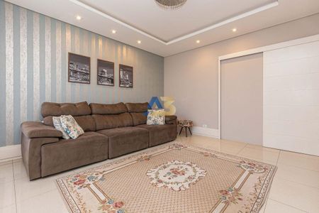 3_photo/94dce1b525.1aa5b8f538f3adaf-ATLAS-b6ec8164-b688-49c0-bed6-aa48223779f3.jpg de casa à venda com 3 quartos, 408m² em Butiatuvinha, Curitiba