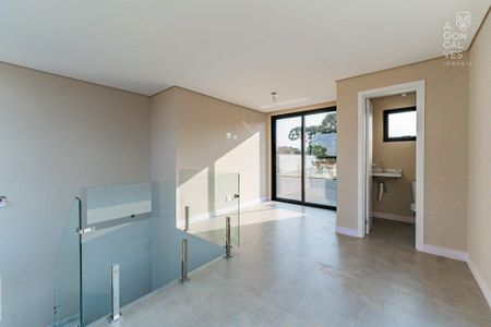 14_photo/94dce1b5eb.c87ea5536dcec904-ATLAS-40a005a3-e783-452b-98f4-fe486b78d58d.jpg de casa à venda com 3 quartos, 184m² em Butiatuvinha, Curitiba