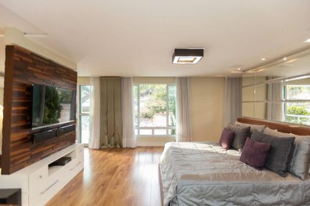 7_photo/94dce1b691.ceff8192393c33de-ATLAS-1f59cc46-7681-4de0-949d-41706f12eaa5.jpg de casa à venda com 4 quartos, 576m² em Santa Felicidade, Curitiba