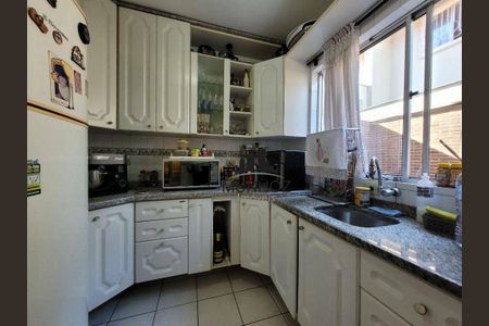 6_photo/94dce1b75b.7d49f92876c4d293-ATLAS-0c2bacd1-1d3d-4f0b-8af0-14d5aa8bdd3f.jpg de casa à venda com 3 quartos, 75m² em Santa Felicidade, Curitiba