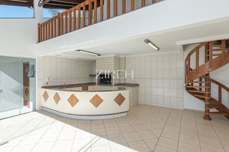 12_photo/94dce1b7c1.bb2cfda027800a9a-ATLAS-729ebe37-a2ac-4b4d-a940-19fb8bbdb030.jpg de casa à venda com 5 quartos, 503m² em Santa Felicidade, Curitiba