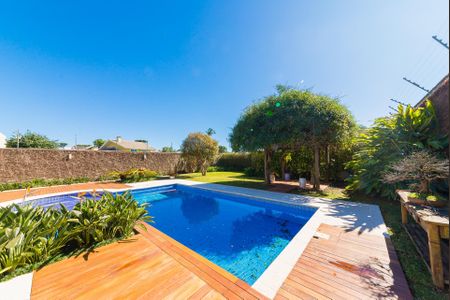 7_photo/94dce1b7d1.cb4a3f4e1d4d223a-ATLAS-500d7cb5-8691-4f8e-887a-106b97752e3c.jpg de casa à venda com 4 quartos, 500m² em Santa Felicidade, Curitiba