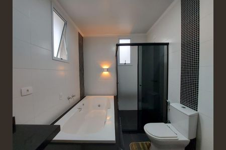 20_photo/94dce1b7d7.ceff8192393c33de-ATLAS-df5272f1-6b9c-4c6d-a596-dcc335da63a8.jpg de casa à venda com 4 quartos, 295m² em Butiatuvinha, Curitiba