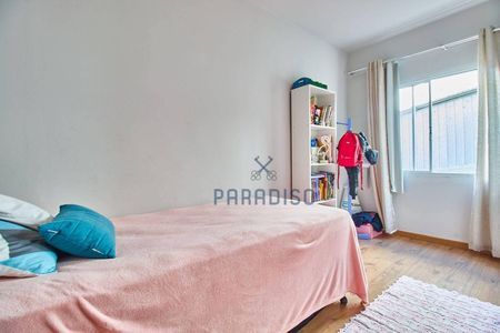 8_photo/94dce1b8e1.ceff8192393c33de-ATLAS-266cee21-9586-46f8-b3fd-ac9f58d979c4.jpg de casa à venda com 3 quartos, 250m² em Santa Felicidade, Curitiba