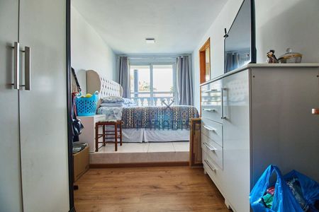 5_photo/94dce1b8e1.ceff8192393c33de-ATLAS-6ab15f83-21bc-477e-be3d-b444cfe8a8bf.jpg de casa à venda com 3 quartos, 250m² em Santa Felicidade, Curitiba