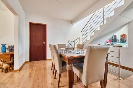 6_photo/94dce1b8e1.ceff8192393c33de-ATLAS-9ecee12a-ede7-4e21-8f40-cb47d3ad63e1.jpg de casa à venda com 3 quartos, 250m² em Santa Felicidade, Curitiba