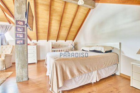 4_photo/94dce1b8e1.ceff8192393c33de-ATLAS-e3840f0f-cfc7-442c-ba15-7c2d3d5e49c6.jpg de casa à venda com 3 quartos, 250m² em Santa Felicidade, Curitiba