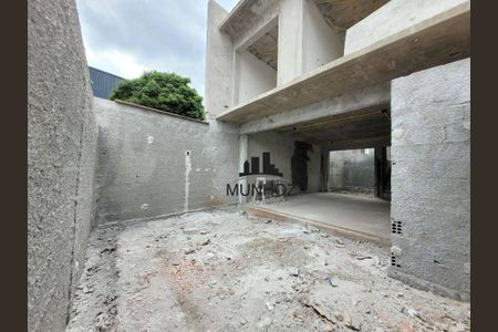 11_photo/94dce1b9e3.f79a97fbe410cbd3-ATLAS-3a8b8538-e96f-40a5-a8a4-d2555100cc7f.jpg de casa à venda com 3 quartos, 201m² em Santa Felicidade, Curitiba