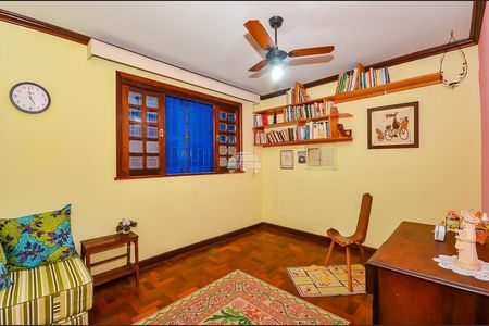 23_photo/94dce1baeb.e6f02a1e96aef2b1-ATLAS-02d3ca9b-2ab6-4ac1-a22b-4b205178d9bb.jpg de casa à venda com 4 quartos, 236m² em Santa Felicidade, Curitiba