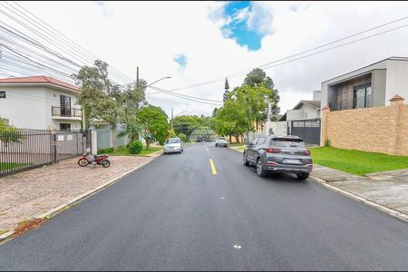 45_photo/94dce1baeb.e6f02a1e96aef2b1-ATLAS-7c1ea287-6804-46b0-b4b2-8bca38e9035b.jpg de casa à venda com 4 quartos, 236m² em Santa Felicidade, Curitiba