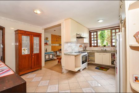 13_photo/94dce1baeb.e6f02a1e96aef2b1-ATLAS-80f522da-aaf2-40fd-afdd-6461446cc19a.jpg de casa à venda com 4 quartos, 236m² em Santa Felicidade, Curitiba