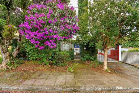 43_photo/94dce1baeb.e6f02a1e96aef2b1-ATLAS-e37fa979-d28b-4aa7-b5c9-46f73c1bdf54.jpg de casa à venda com 4 quartos, 236m² em Santa Felicidade, Curitiba