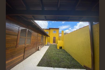 4_photo/94dce1baed.1d0d827e26d2d819-ATLAS-95ee2ce8-6513-46ec-98b3-8f4ee5e9f47b.jpg de casa à venda com 3 quartos, 255m² em Santa Felicidade, Curitiba