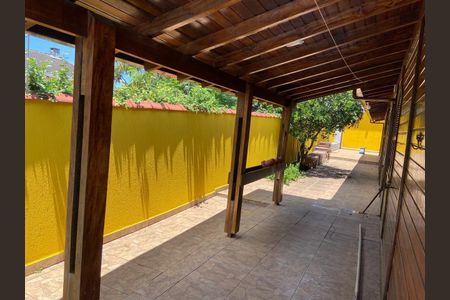 7_photo/94dce1baed.1d0d827e26d2d819-ATLAS-ec8a5adc-4ead-4dd7-8b5c-9700811cd736.jpg de casa à venda com 3 quartos, 255m² em Santa Felicidade, Curitiba