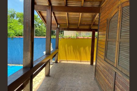 6_photo/94dce1baed.1d0d827e26d2d819-ATLAS-f6b06557-e2ca-42a5-bde6-cedbe7428a93.jpg de casa à venda com 3 quartos, 255m² em Santa Felicidade, Curitiba