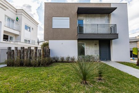 4_photo/94dce1bb57.31e440ee0e5cbd76-ATLAS-abf37ed7-affc-4f48-9e3c-ace88cd72523.jpg de casa à venda com 4 quartos, 313m² em Santa Felicidade, Curitiba