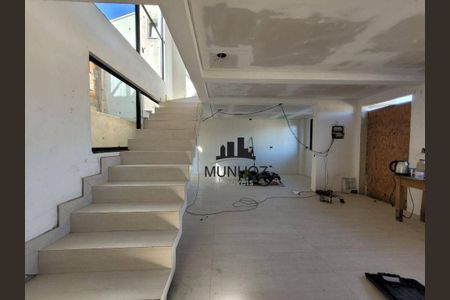 13_photo/94dce1bd09.b63fb19834d8465e-ATLAS-8e25069a-656d-4b80-9953-cc5eaf6ec260.jpg de casa à venda com 3 quartos, 151m² em São Braz, Curitiba