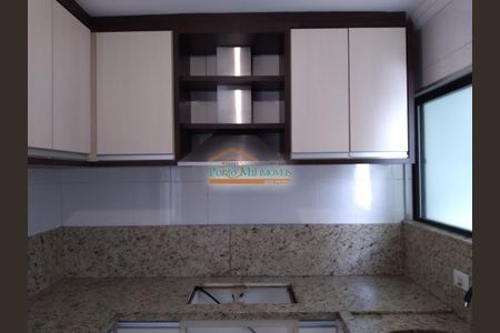 2_photo/94dce1bddb.d52b352421a3f1cc-ATLAS-c0e6290b-9211-474b-a23d-d3d790628eaa.jpg de casa à venda com 3 quartos, 120m² em Santa Felicidade, Curitiba