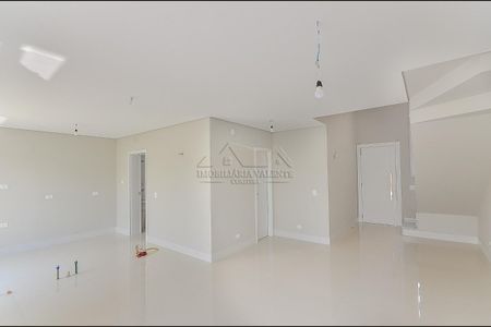 8_photo/94dce1c045.01212e594fc602a3-ATLAS-bc0c4b7d-922b-4ceb-8ef7-534dfed80ccc.jpg de casa à venda com 3 quartos, 162m² em São Braz, Curitiba