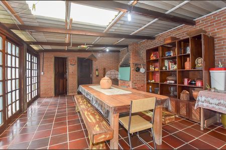 24_photo/94dce1c167.94f797356aedc676-ATLAS-fa0c5e04-5741-4ee5-8f24-c75aaaaf2e21.jpg de casa à venda com 3 quartos, 138m² em São Braz, Curitiba