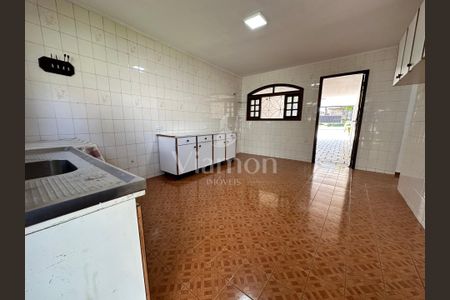 11_photo/94dce1c1b9.561dcad3d0cedf12-ATLAS-ef40d049-1406-439c-974a-57413fb32c2d.jpg de casa à venda com 4 quartos, 151m² em São Braz, Curitiba