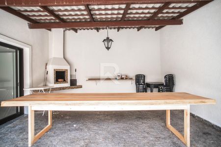 15_photo/94dce1c201.ec45c5915be217bb-ATLAS-694576c4-84be-42b1-8afa-e5ebfb409717.jpg de casa para alugar com 3 quartos, 264m² em São Braz, Curitiba