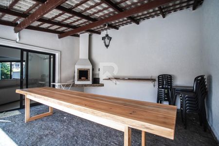 14_photo/94dce1c201.ec45c5915be217bb-ATLAS-6ce47baa-85ac-4bf5-a6cf-3bca24a87a25.jpg de casa para alugar com 3 quartos, 264m² em São Braz, Curitiba