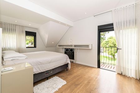 41_photo/94dce1c27b.588d4a7fb74764b6-ATLAS-2e4d575c-b90f-41f7-ad8a-cc9d20bfbe41.jpg de casa para alugar com 3 quartos, 263m² em São Braz, Curitiba