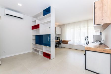 7_photo/94dce1c27b.588d4a7fb74764b6-ATLAS-4de83d29-19b5-4e6f-b9ea-8389ff0fd983.jpg de casa para alugar com 3 quartos, 263m² em São Braz, Curitiba