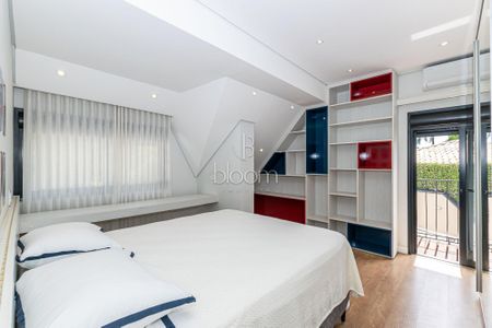 32_photo/94dce1c27b.588d4a7fb74764b6-ATLAS-75b31be9-8691-4331-8f08-1576e06c5e92.jpg de casa para alugar com 3 quartos, 263m² em São Braz, Curitiba