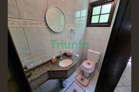 6_photo/94dce1c473.93b8fa184532727f-ATLAS-2c24ee0a-6a14-4d6e-a25e-ec7302f945d4.jpg de casa à venda com 4 quartos, 198m² em São Braz, Curitiba
