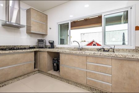 12_photo/94dce1c51f.445c0bca81181d7a-ATLAS-49c5a81b-d0e9-4357-9863-c8f8947c6fae.jpg de casa à venda com 3 quartos, 305m² em São Braz, Curitiba