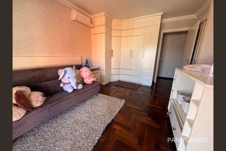 6_photo/94dce1c54d.7f057c72c49660dd-ATLAS-21bba466-4ba2-42d5-ae0f-c1e1f152f9a0.jpg de casa à venda com 4 quartos, 490m² em São Braz, Curitiba