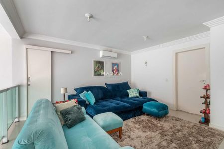 11_photo/94dce1c557.df2406aa61ba3211-ATLAS-ccbf1e88-4a0f-4483-b25c-cc7770d254c5.jpg de casa à venda com 3 quartos, 338m² em São Braz, Curitiba