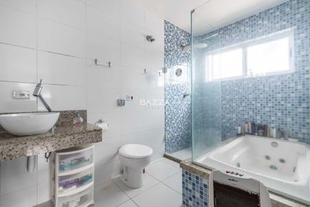 8_photo/94dce1c557.df2406aa61ba3211-ATLAS-e3f5ef2b-9aae-4500-b58f-ee691a97f913.jpg de casa à venda com 3 quartos, 338m² em São Braz, Curitiba