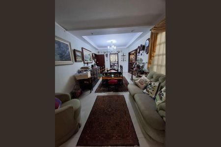 23_photo/94dce1c61d.f9fd596f8c1c84e9-ATLAS-8cc0b9c0-dcca-4b14-9531-d4e204c0e6f6.jpg de casa à venda com 4 quartos, 230m² em São Braz, Curitiba