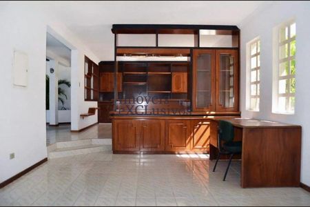 6_photo/94dce1c785.3e6957092a4c223d-ATLAS-39f01f03-8b13-4492-b3a6-d4e21b483a06.jpg de casa à venda com 5 quartos, 436m² em São Braz, Curitiba