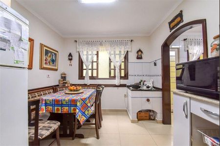 30_photo/94dce1c7c7.2f15d505e37c7ac5-ATLAS-4fb14828-84bb-4b8a-b3c0-4256d8d6bbeb.jpg de casa à venda com 4 quartos, 320m² em São Braz, Curitiba