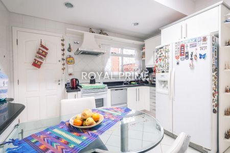 31_photo/94dce1c89d.c4a0bdba0b5cdebe-ATLAS-fb53199b-35a3-46a8-bd67-890bbba1b39d.jpg de casa à venda com 4 quartos, 320m² em São Braz, Curitiba