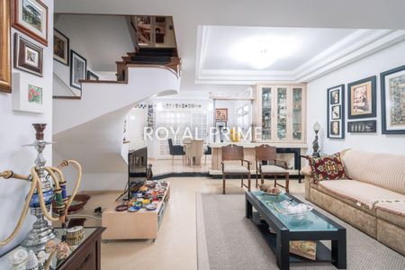 5_photo/94dce1c89d.c4a0bdba0b5cdebe-ATLAS-fb6f5d73-13a9-4ff7-a788-b1943cfc6a35.jpg de casa à venda com 4 quartos, 320m² em São Braz, Curitiba